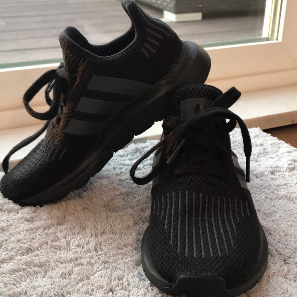 Unisex Toddler Swift Addidas Sneakers